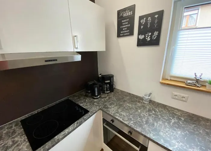 Am Schlossberg In * Ranis